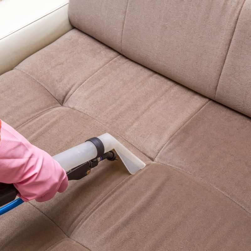 Limpieza de sofas